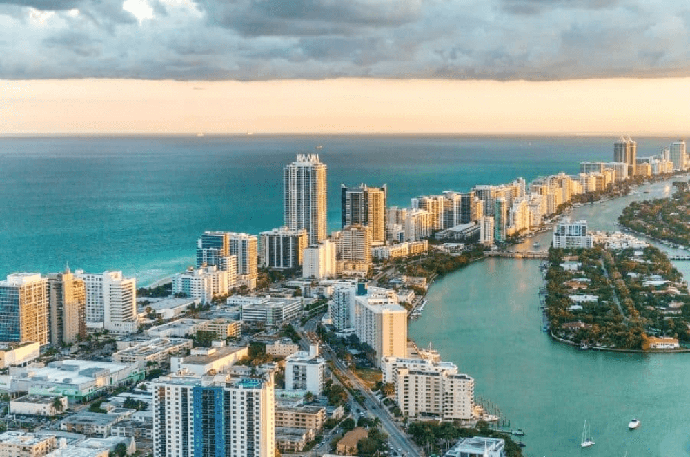 1000×662-MOVING FLORIDA- MOVING IN MIAMI