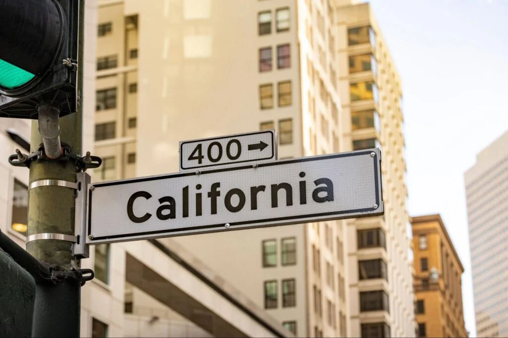 Moving Hub guide on the cost of moving from Florida to California